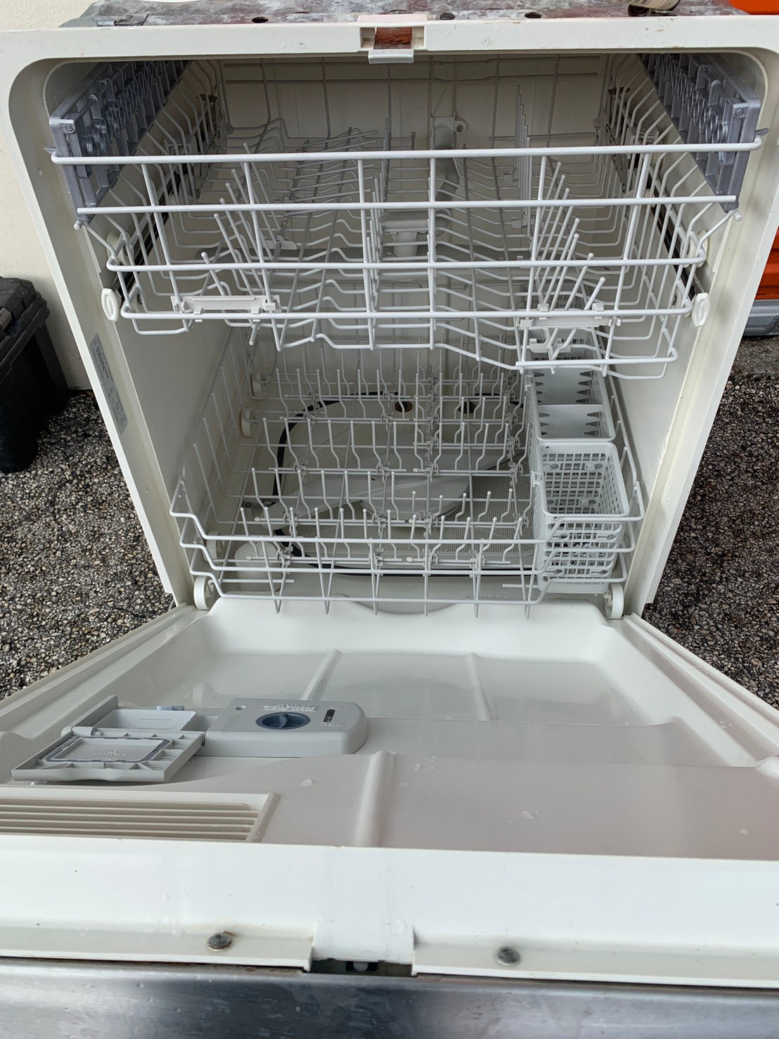 GE Profile Stainless Steel Dishwasher GE Profile Stainless Steel Dishwasher